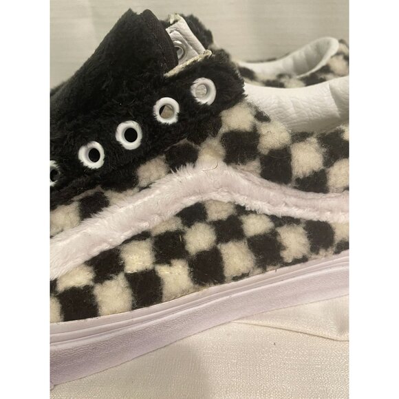 SH7008- Vans Fuzzy Checkerboard Old Skool Black White Men’s 7 / Women’s 8.5 - Picture 4 of 10